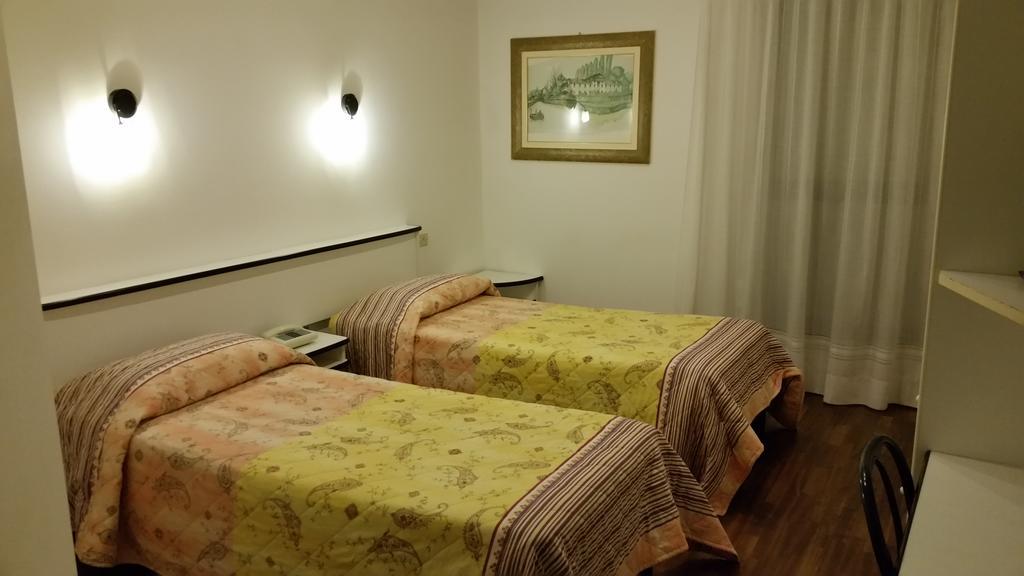 Le Colombelle Hotel Sant'Angelo  Bagian luar foto