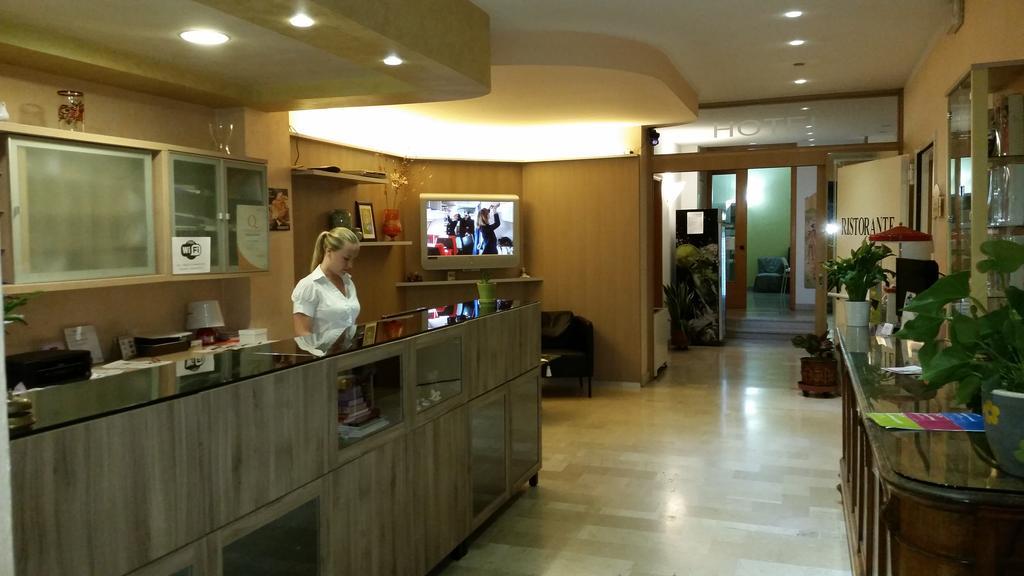 Le Colombelle Hotel Sant'Angelo  Bagian luar foto