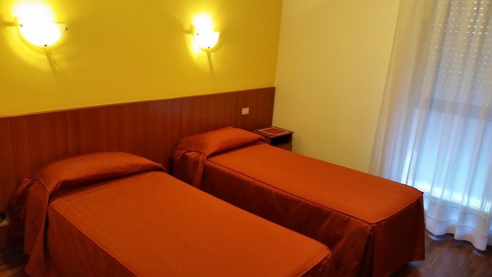 Le Colombelle Hotel Sant'Angelo  Bagian luar foto