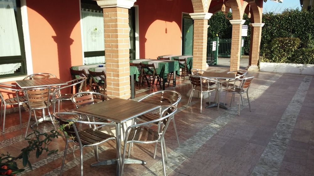 Le Colombelle Hotel Sant'Angelo  Bagian luar foto